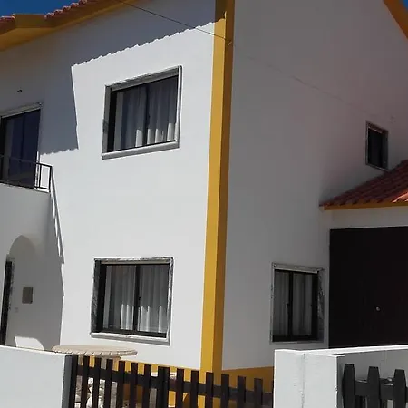 Sun House - Baleal Feriehus Ferrel (Leiria)